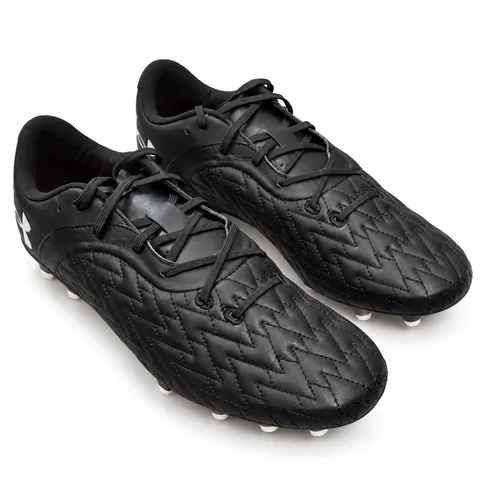 Under Armour Magnetico Select 2.0 FG in Black