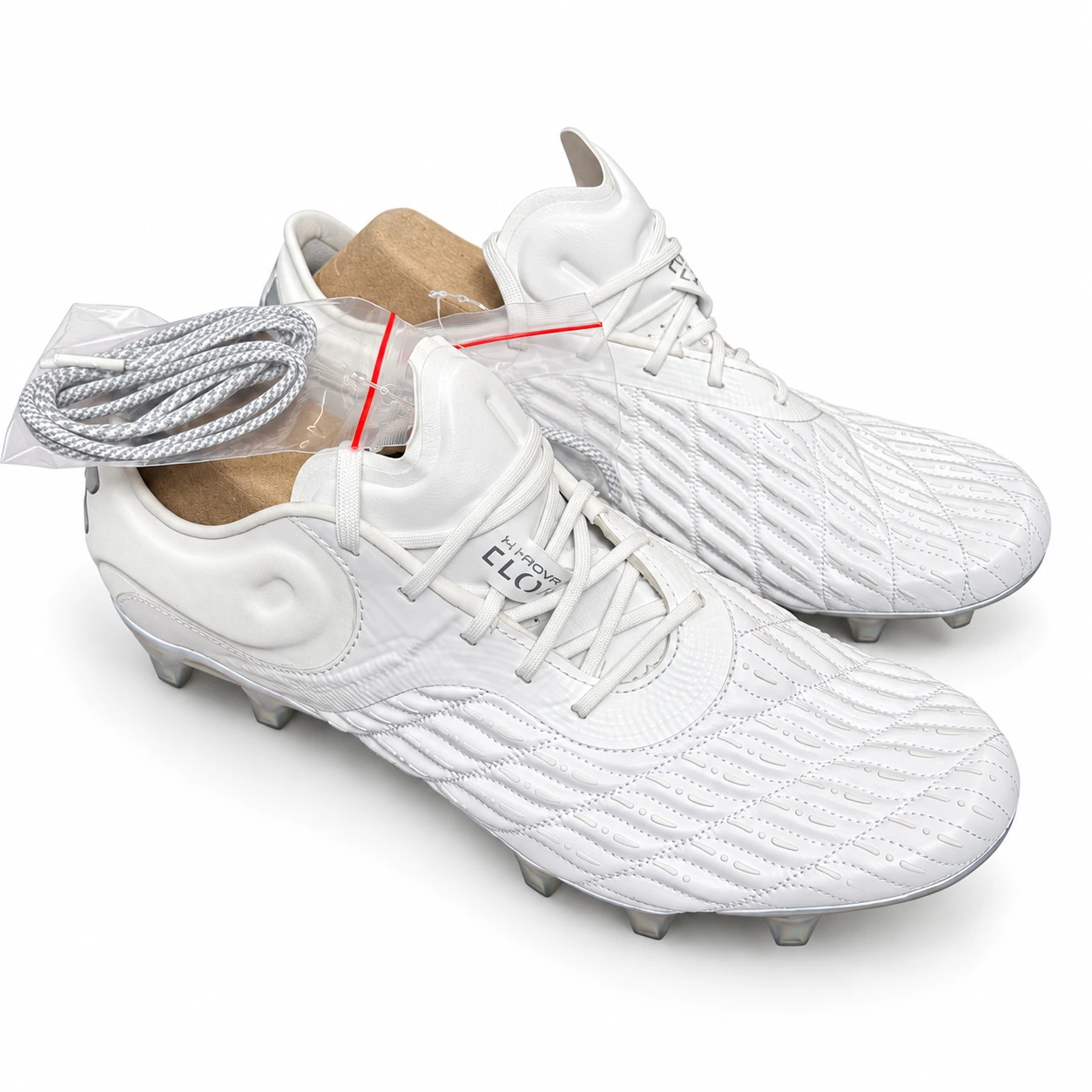 Under Armour Clone Mag Elite 3.0 FG in White